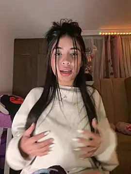 Snapshot of lina_pink chatting on 03.21.25 lina pink online show from 03.21.25