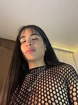 lina pink online show from 03.08.26