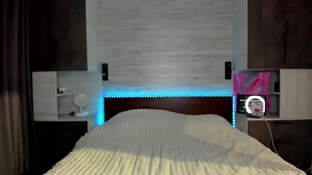 Chris Brunnet online show from 11.11.25