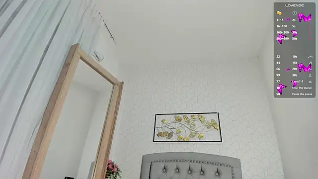 Snapshot of Katalella_murillo chatting on 02.14.25 Katalella murillo online show from 02.14.25
