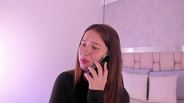 Roxie-Summers11 online show from 01.24.25