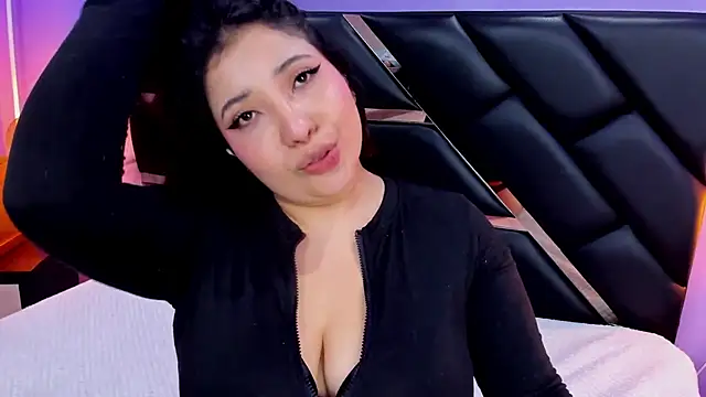 Emma monserrat online show from 07.02.26