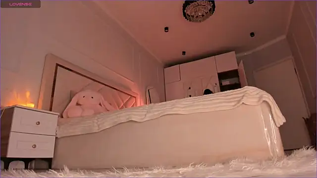 Snapshot of stellagracee chatting on 11.05.25 stellagracee online show from 11.05.25