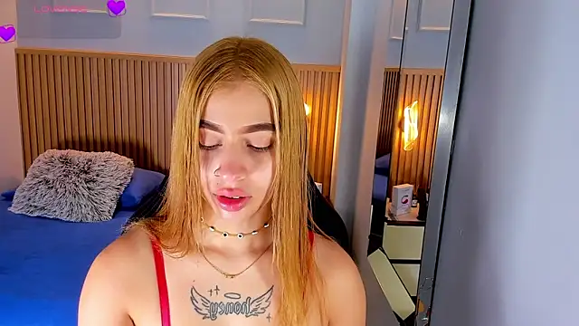 LUCYAMARS1 online show from 10.22.25