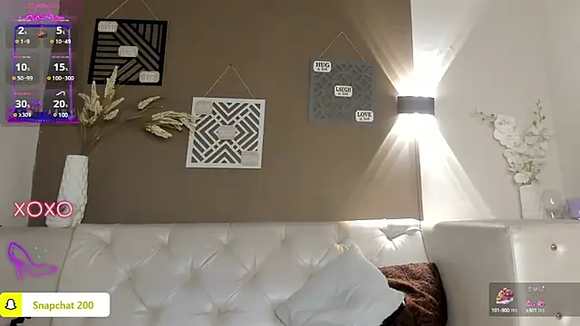 Snapshot of Scarlet_03 chatting on 01.28.25 Scarlet 03 online show from 01.28.25