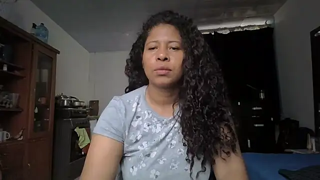 Ivon-09 online show from 10.21.25