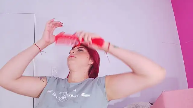 Snapshot of veronica_sinner_ chatting on 10.04.25 veronica sinner  online show from 10.04.25