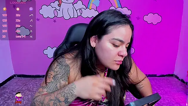 Sharon hils online show from 02.22.26