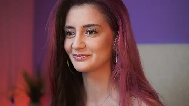 Snapshot of SabrinaHope chatting on 06.16.26 SabrinaHope online show from 06.16.26