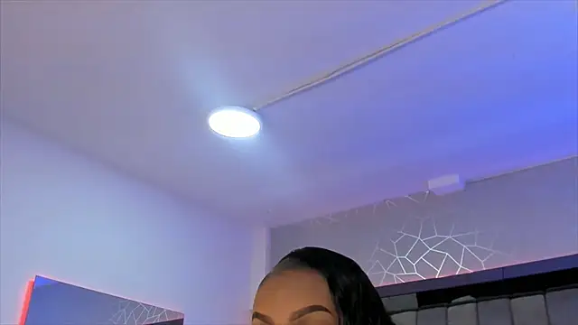 Snapshot of ChaynnaCooper chatting on 01.19.25 ChaynnaCooper online show from 01.19.25