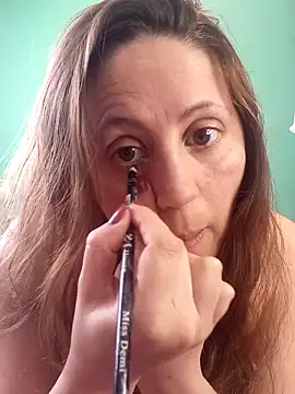 SofiEstevez online show from 09.18.25