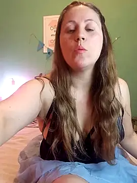 SofiEstevez online show from 09.26.25