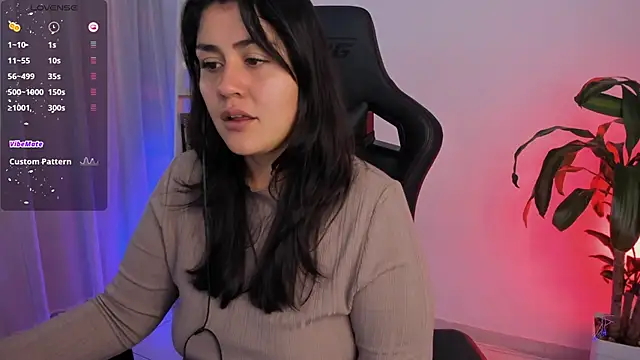 Snapshot of GretaX-X chatting on 02.17.26 GretaX-X online show from 02.17.26