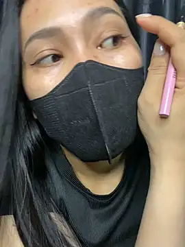 Ly Coca24 online show from 01.02.25