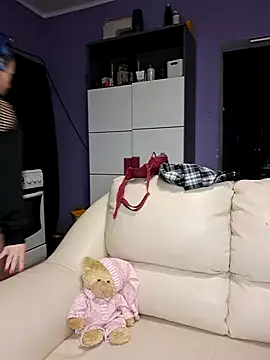 Snapshot of Lilythepinkgirl chatting on 02.07.25 Lilythepinkgirl online show from 02.07.25