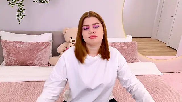 MelanieCarterr online show from 10.21.25