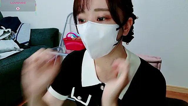 Snapshot of Rio_chan_ chatting on 05.28.26 Rio chan online show from 05.28.26