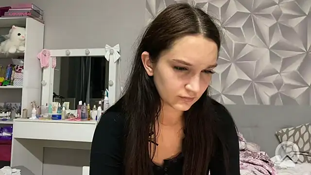 Snapshot of -HornyAngel- chatting on 08.04.26 -HornyAngel- online show from 08.04.26