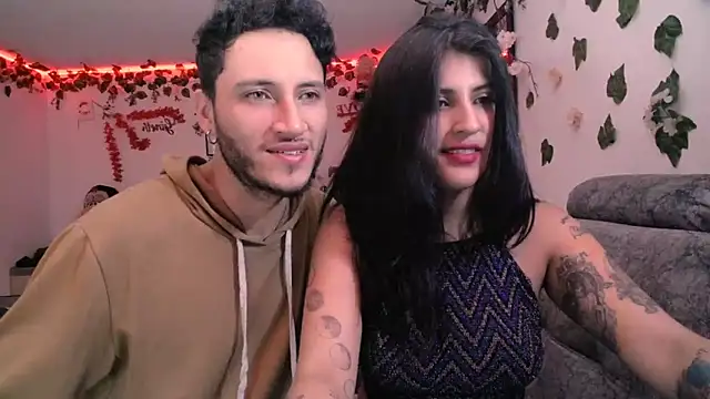 Snapshot of Afroditapoloo chatting on 01.15.25 Afroditapoloo online show from 01.15.25