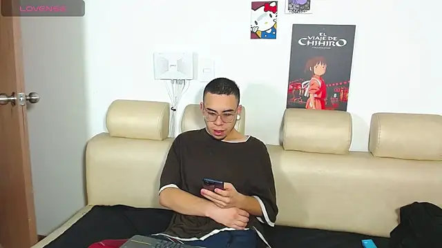 Hot Teens69 online show from 03.21.25