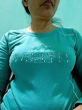 Snapshot of Lovepussyhair chatting on 02.01.26 Lovepussyhair online show from 02.01.26