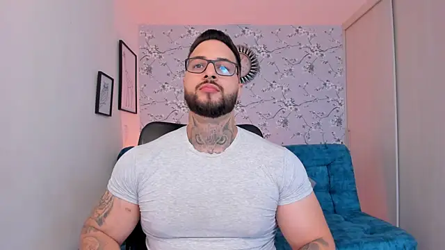 Snapshot of max_dic1 chatting on 03.28.26 max dic1 online show from 03.28.26