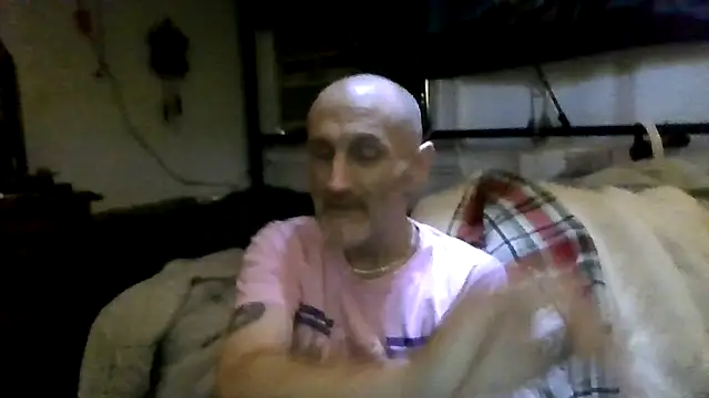 LayingRealism online show from 04.21.26