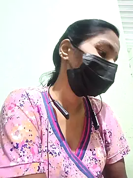 anusiya01 online show from 01.04.25