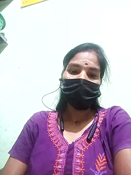 anusiya01 online show from 09.17.25