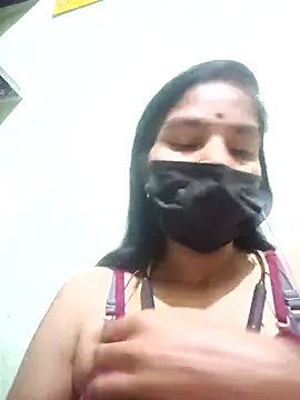 anusiya01 online show from 09.18.25