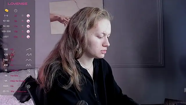 Snapshot of Ariell_Margot_ chatting on 01.06.25 Ariell Margot  online show from 01.06.25