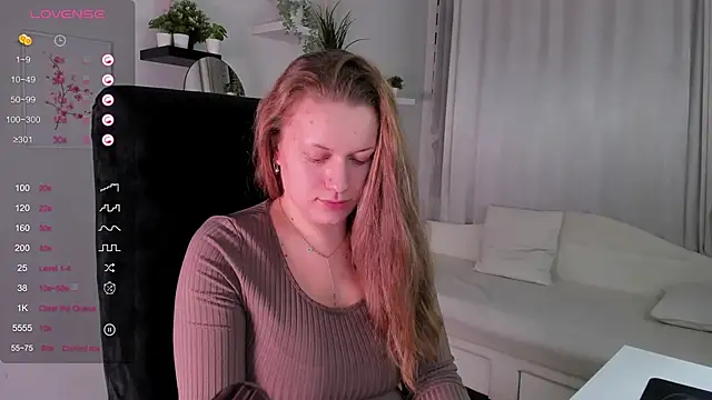 Snapshot of Ariell_Margot_ chatting on 01.31.25 Ariell Margot  online show from 01.31.25