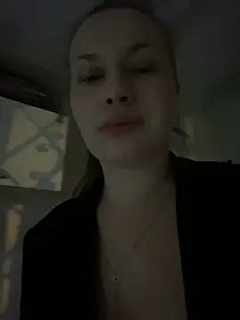 Snapshot of Ariell_Margot_ chatting on 03.09.25 Ariell Margot  online show from 03.09.25