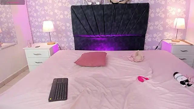 BritneySweet  online show from 02.03.26