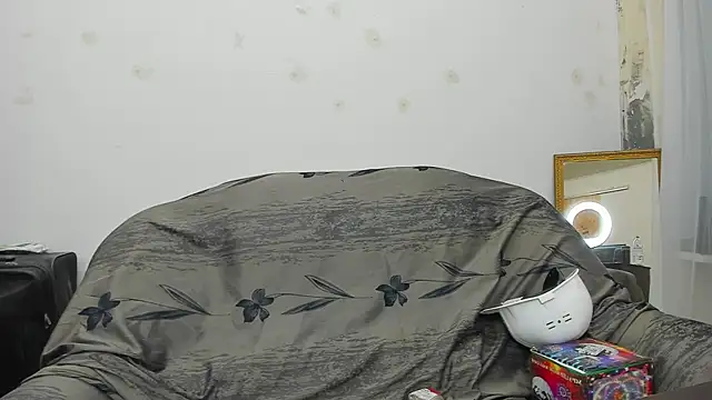 YourSuperModel online show from 12.20.24