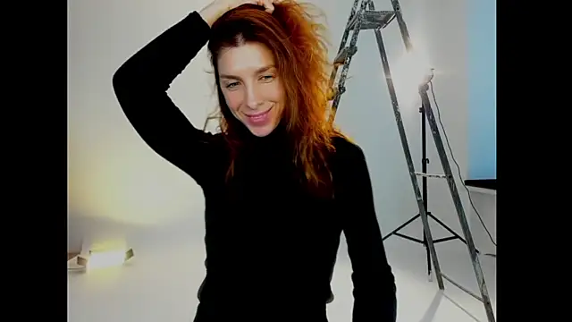 Snapshot of YourSuperModel chatting on 05.01.26 YourSuperModel online show from 05.01.26