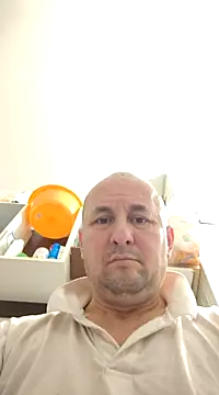 Snapshot of intx800 chatting on 12.07.24 intx800 online show from 12.07.24