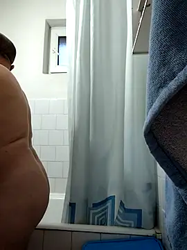 Snapshot of intx800 chatting on 01.07.25 intx800 online show from 01.07.25