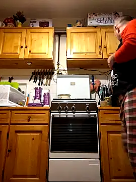 Snapshot of intx800 chatting on 01.10.25 intx800 online show from 01.10.25