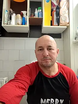 Snapshot of intx800 chatting on 01.11.25 intx800 online show from 01.11.25