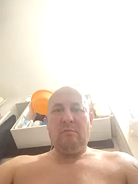 Snapshot of intx800 chatting on 02.11.25 intx800 online show from 02.11.25