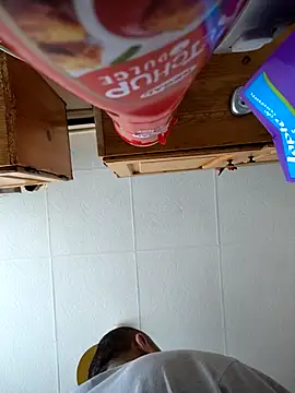 Snapshot of intx800 chatting on 02.23.25 intx800 online show from 02.23.25