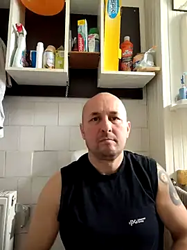 Snapshot of intx800 chatting on 03.10.25 intx800 online show from 03.10.25