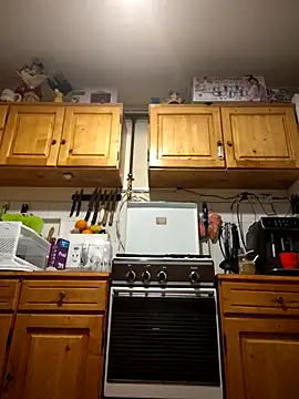 Snapshot of intx800 chatting on 03.20.25 intx800 online show from 03.20.25