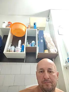 Snapshot of intx800 chatting on 09.11.25 intx800 online show from 09.11.25