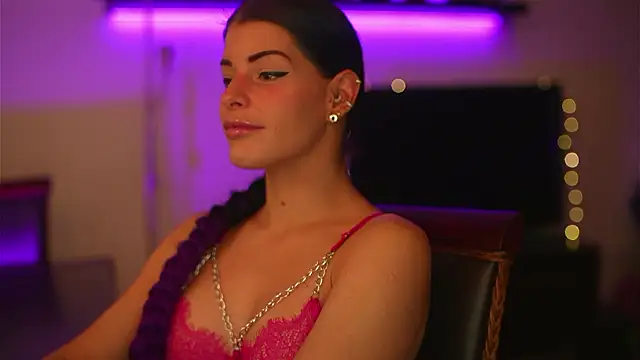 Bellis Perenis online show from 12.08.24