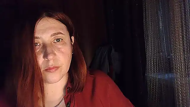 Snapshot of FiireTaliia chatting on 12.17.24 FiireTaliia online show from 12.17.24