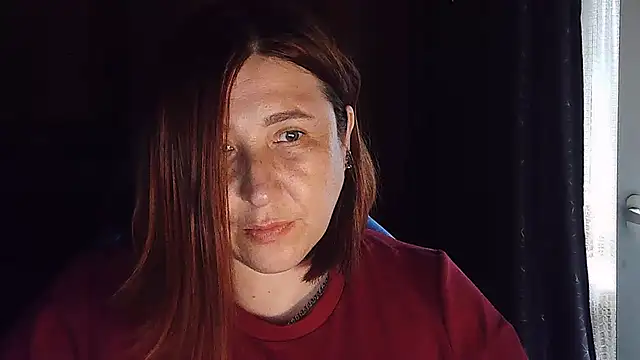 Snapshot of FiireTaliia chatting on 09.17.25 FiireTaliia online show from 09.17.25