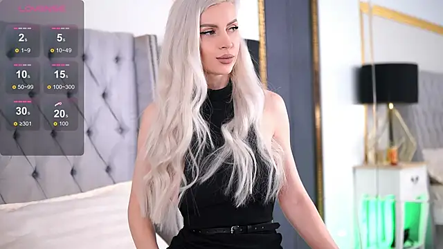 KiaHarper online show from 02.14.25