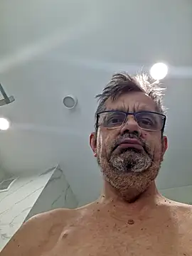 Snapshot of axecoman60 chatting on 02.09.25 axecoman60 online show from 02.09.25